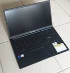 Nowy Laptop Asus Vivobook A1504V.