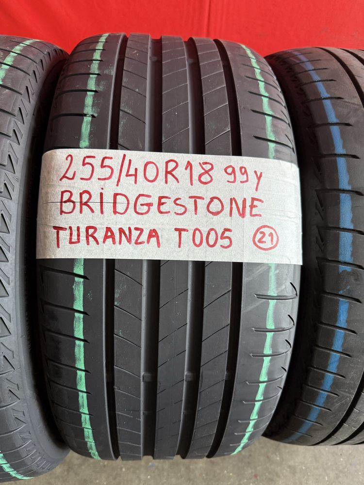 Pneus 225/45/18 + 255/40/18 Bridgestone Todos Iguais