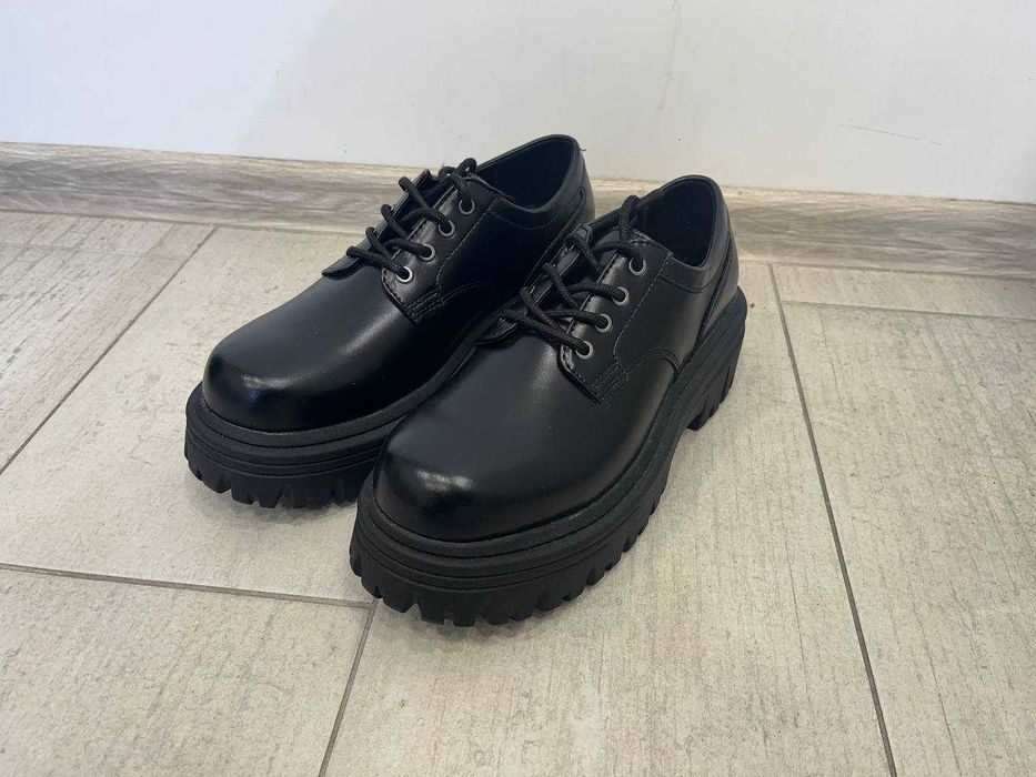 Чоловічі лофери Bershka, р.41