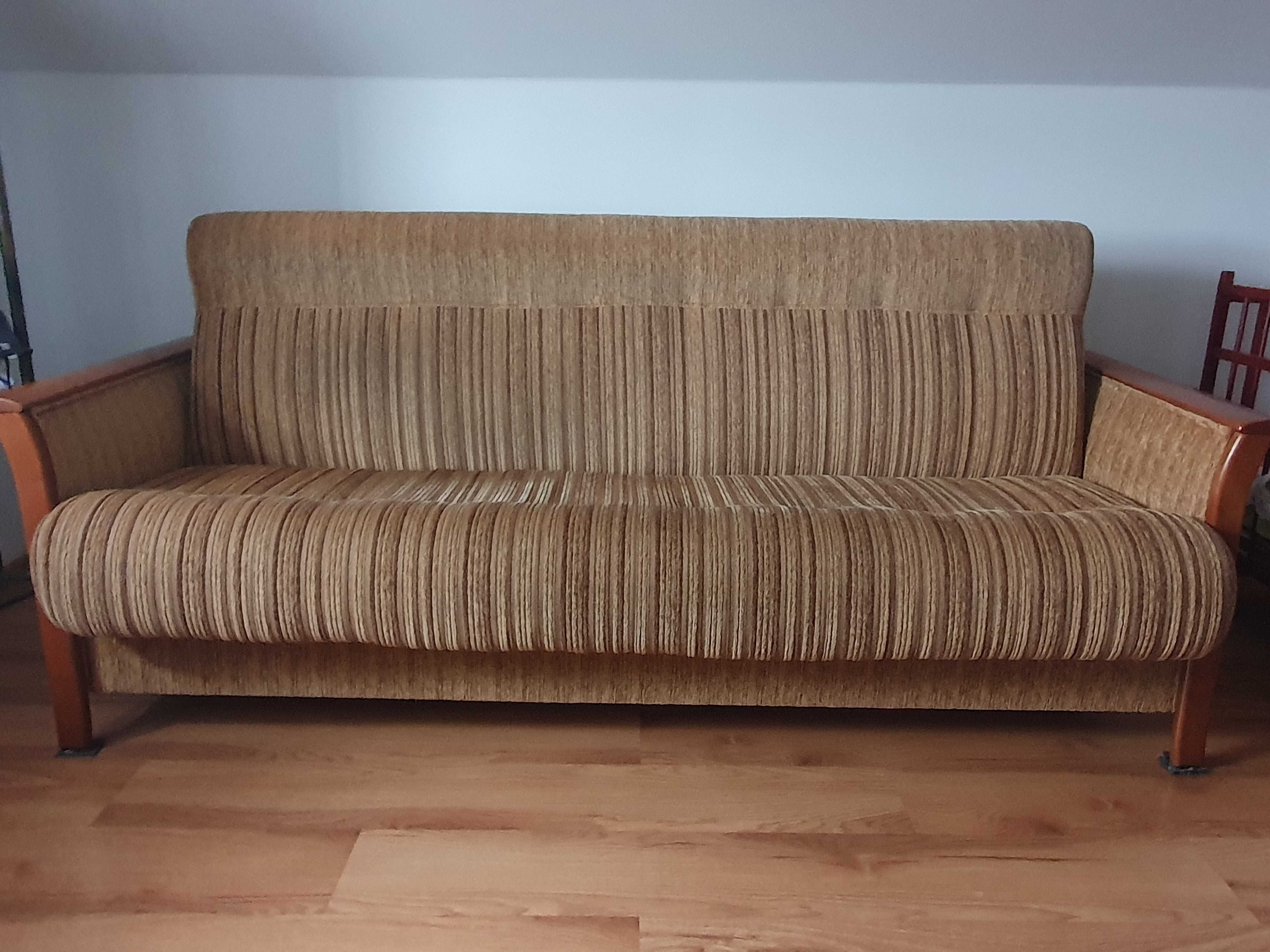 Kanapa sofa do salonu wersalaka z możliwością spania
