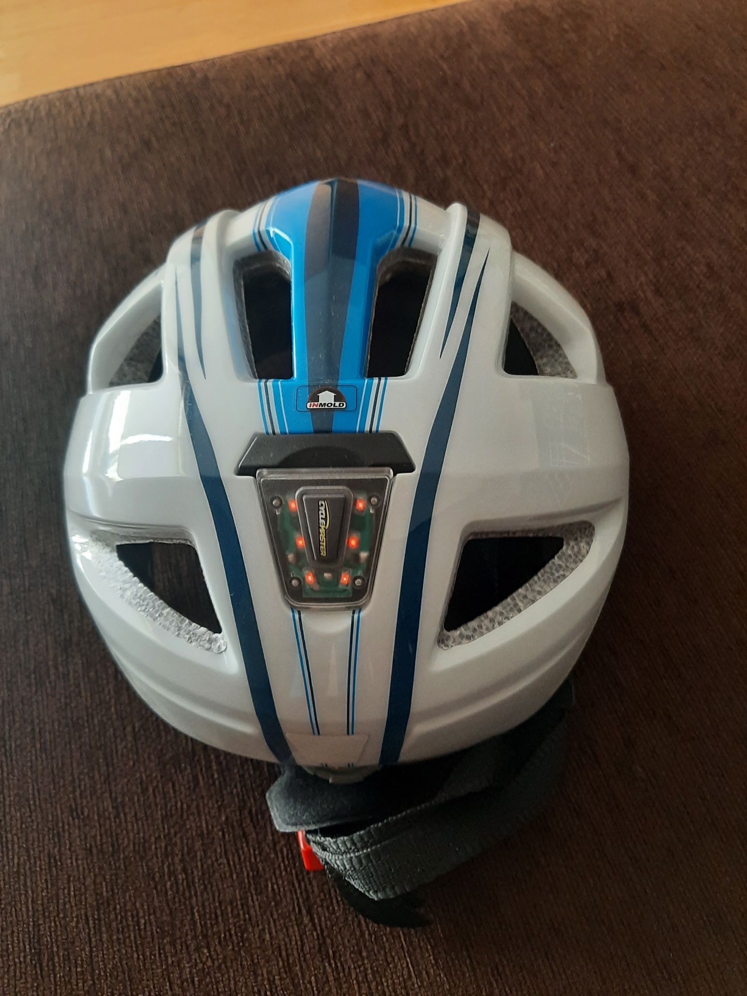 Capacete para trotinete/ bicicleta