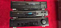 Dois leitores de CD pioneer e marantz e amplificador pioneer avariado