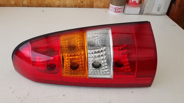 Tylna Lampa Lewy tył /Tylna Opel Astra G 98-04 Kompletna Kombi