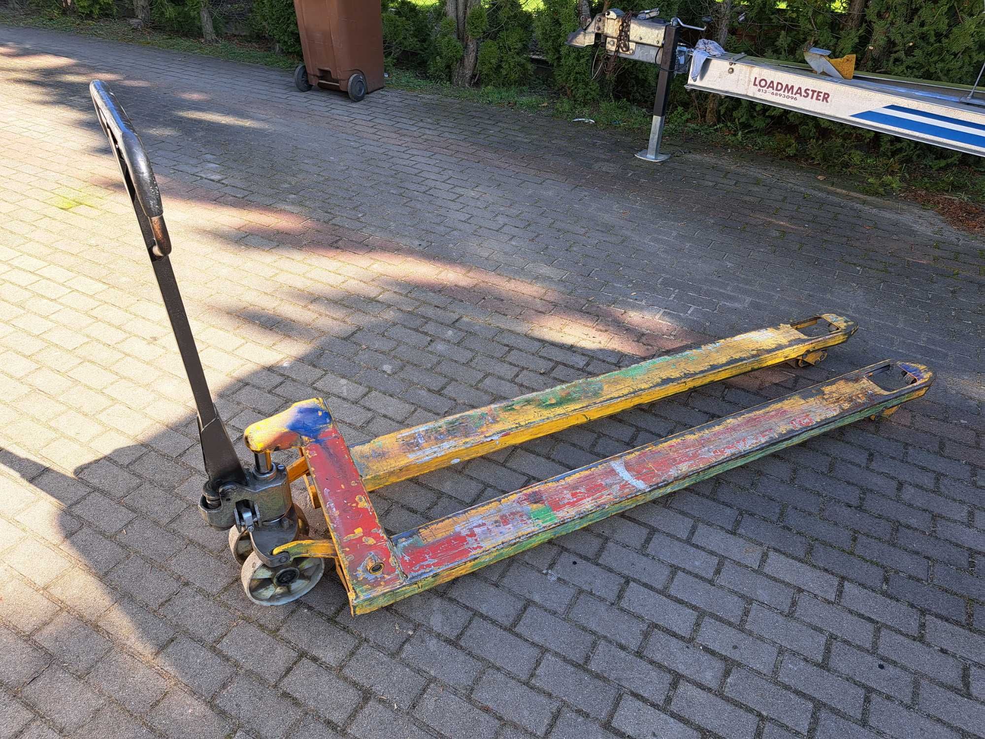 wózek paletowy paleciak  długość wideł 2 metry