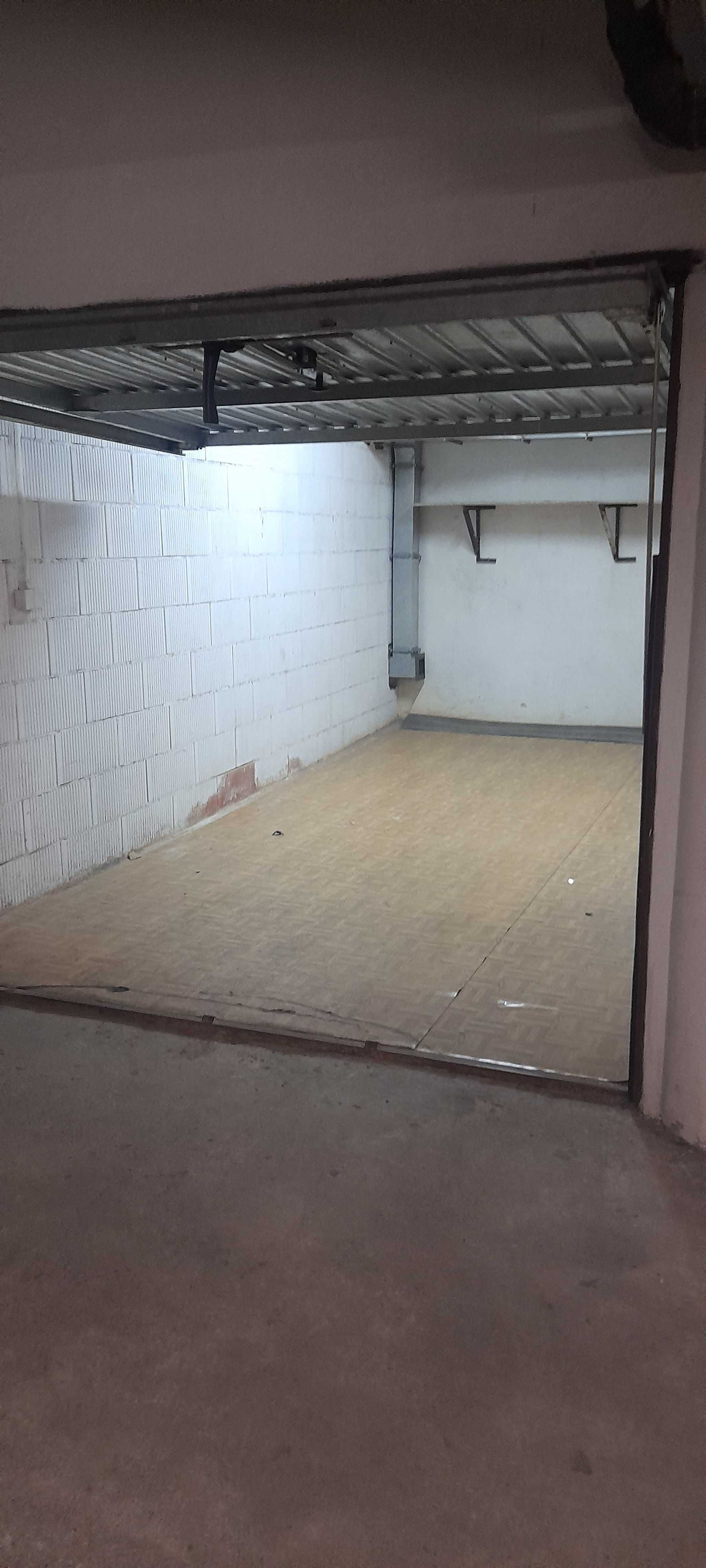 Wynajmę garaż podziemny na ulicy Jana Sawy 8 o powierzchni 16,35m2