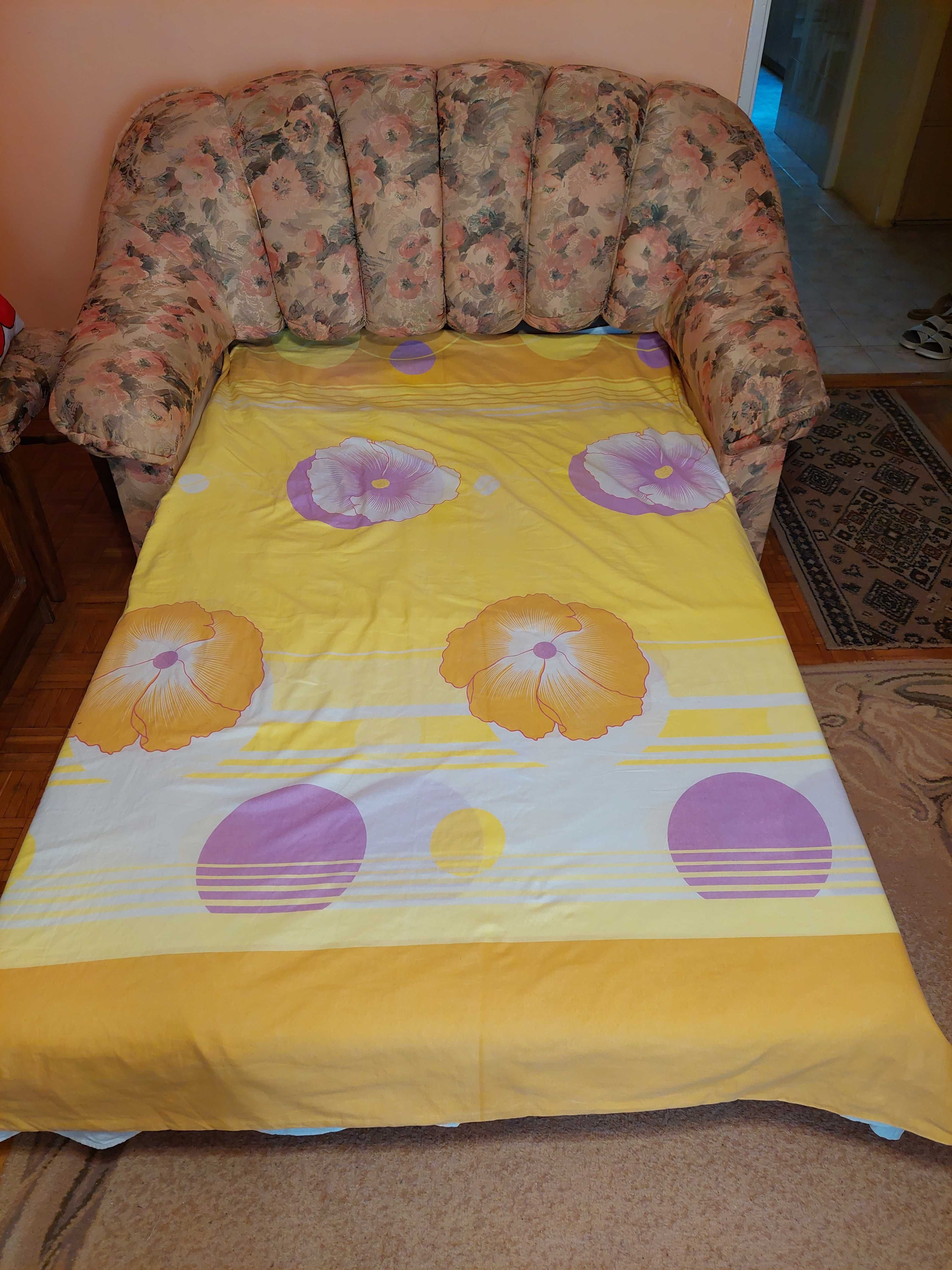 Sprzedam meble do salonu stan idealny.