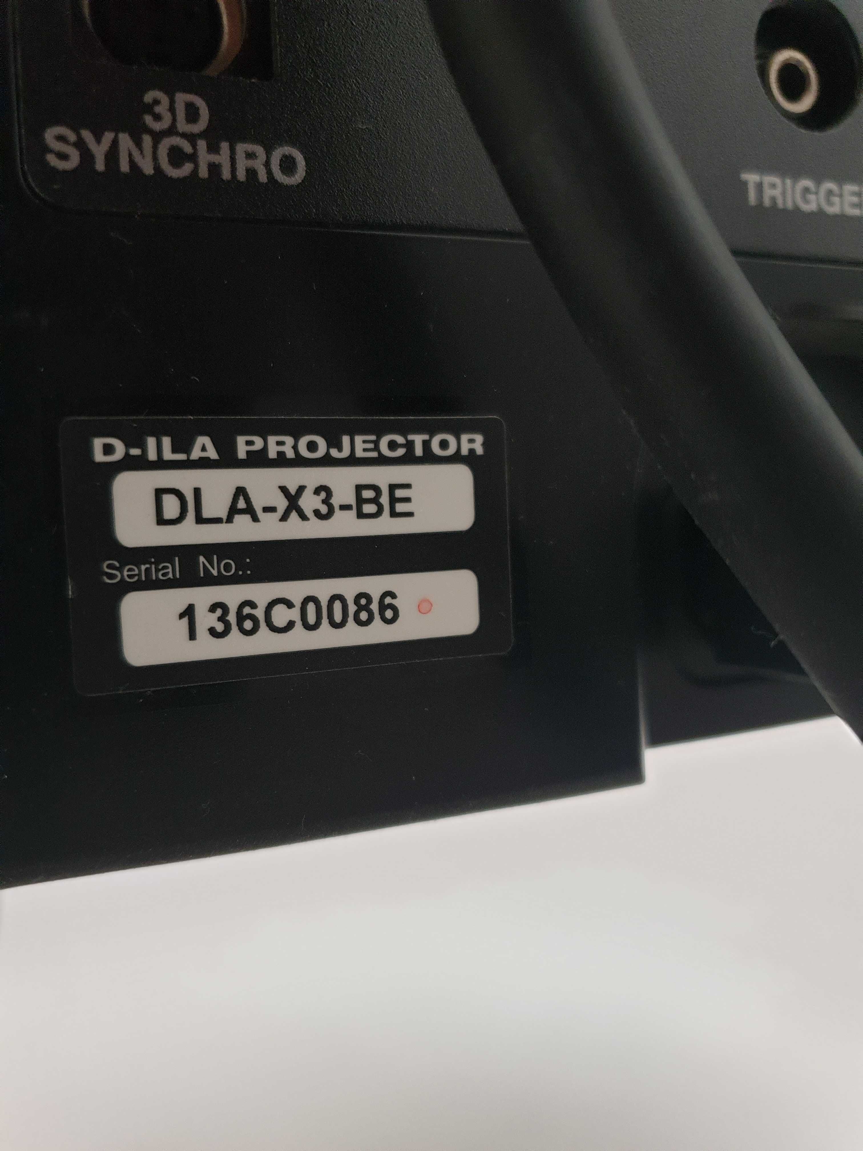 Projektor JVC DLA-X3-BE