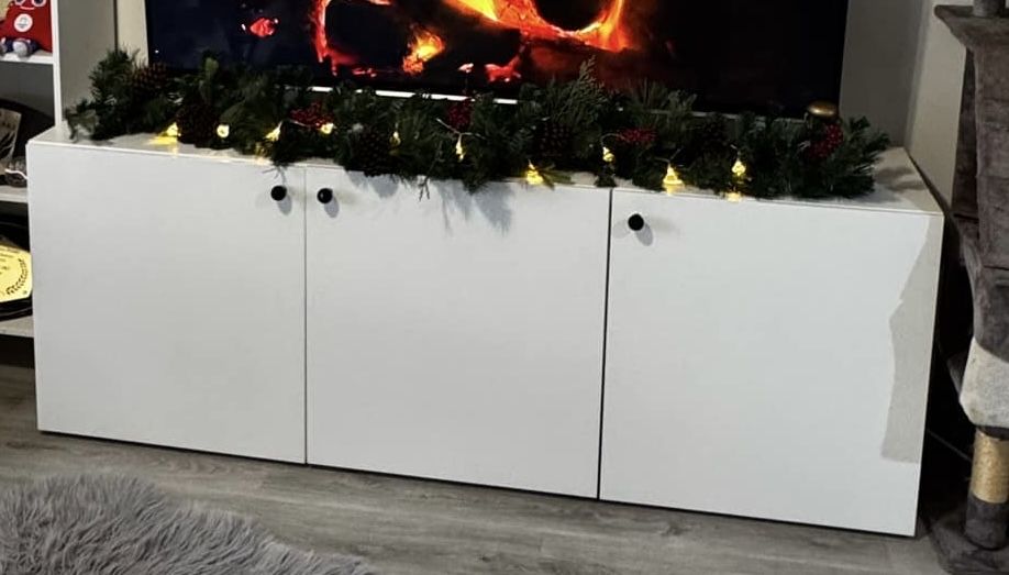 Szafka besta biała gałki kryształowe glamour