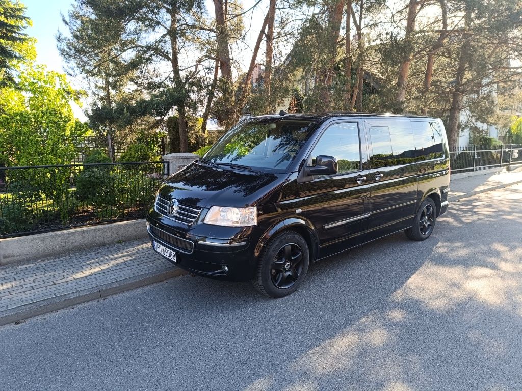 Volkswagen Multivan 2.5 TDI Bezwypadkowy