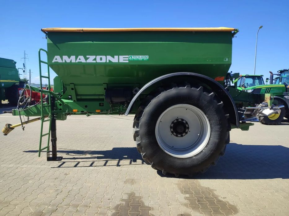Amazone ZG-B 8200  Rozsiewacz Amazone ZG-B 8200, 2013 rok