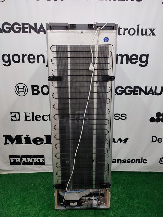 Двокамерний холодильник Miеlе KFN 28133