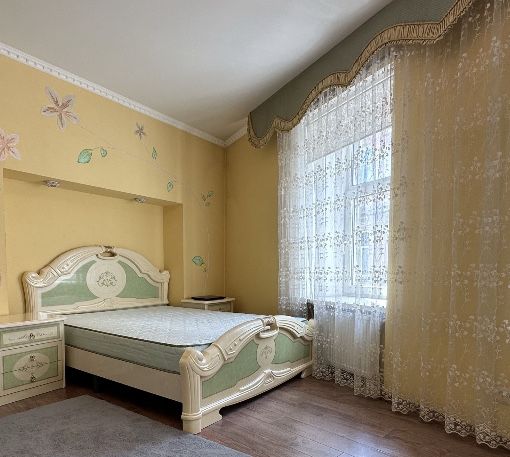 Оренда 4-кім квартира 140кв.м Новобудова Лінкольна