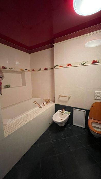 2-х кімнатна квартира з кухнею-студією