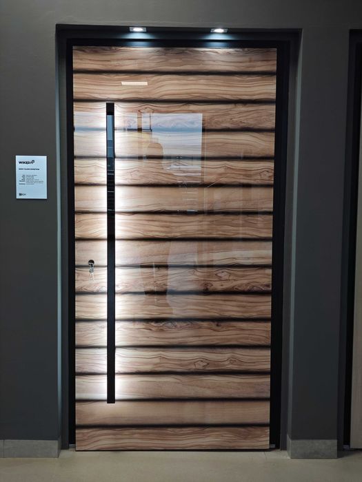 Drzwi zewnętrzne WIKĘD szklane  TERMO PRESTIGE LUX