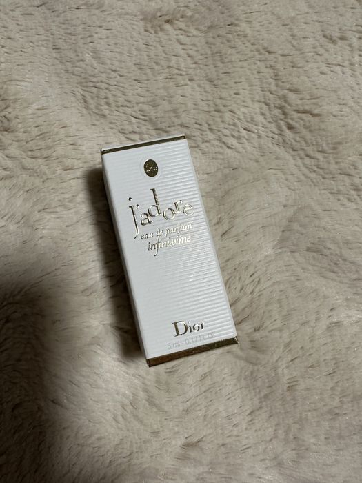 Miniatura Dior Jadore