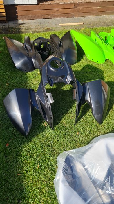 Nowe Plastiki Lucky Star 450 400 czarne przód tył