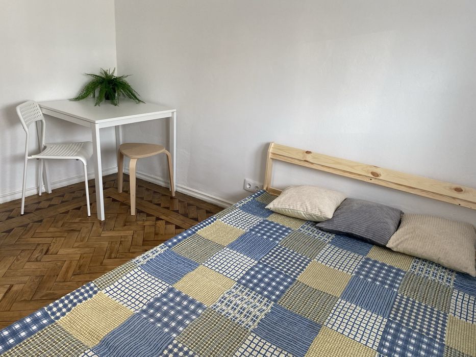 Quarto tipo estúdio