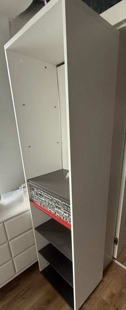 Szafka 2 metry wysokości wraz z szufladą