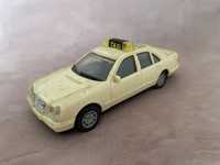 Mercedes w210 e klasa taxi 1/43