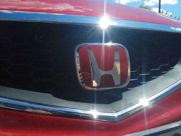 Czerwony emblemat znaczek logo H Honda CRV Accord VII VIII przód tył