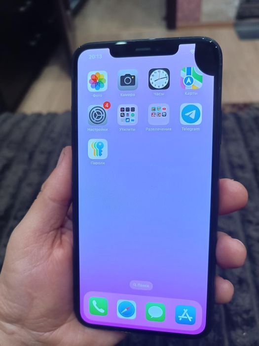 Продам айфон 11 про макс на 256gb