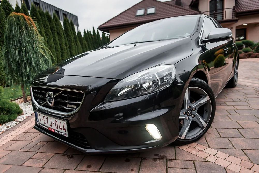 Volvo V40 Rezerwacja