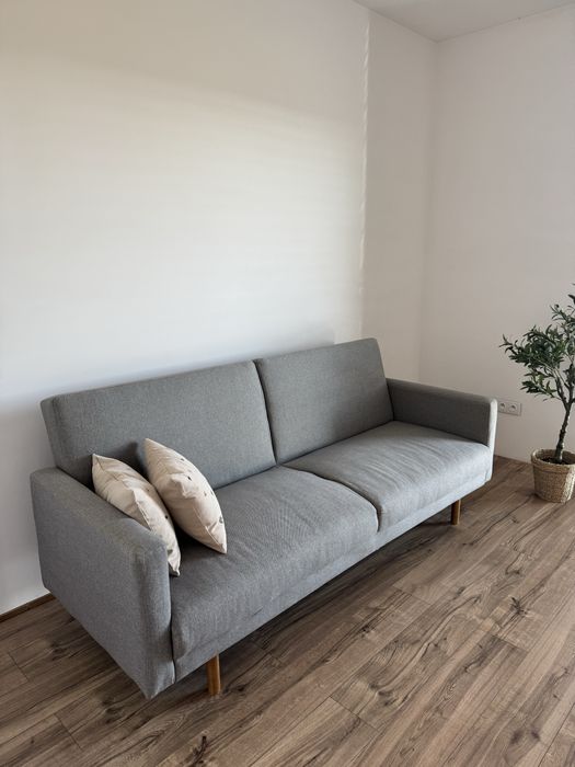 Sprzedam sofe ze zdjecia , stan dobry do delikatnego odswieżenia