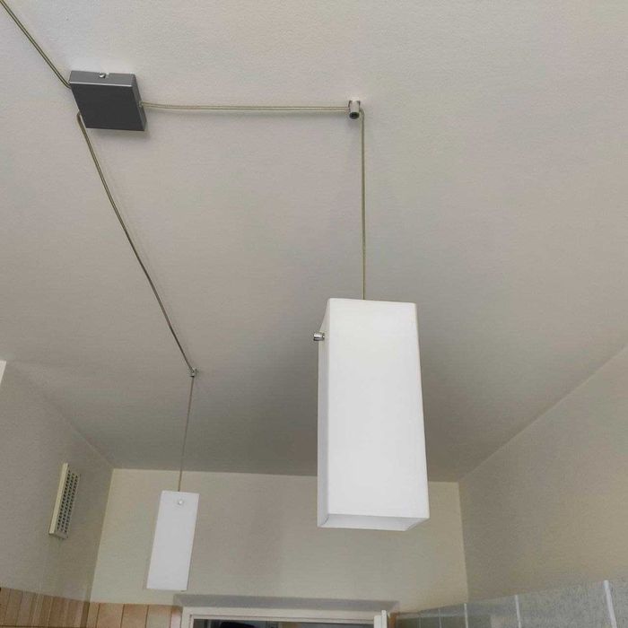Lampa wisząca-żyrandol ze szklanymi kloszami  tzw.pajączek