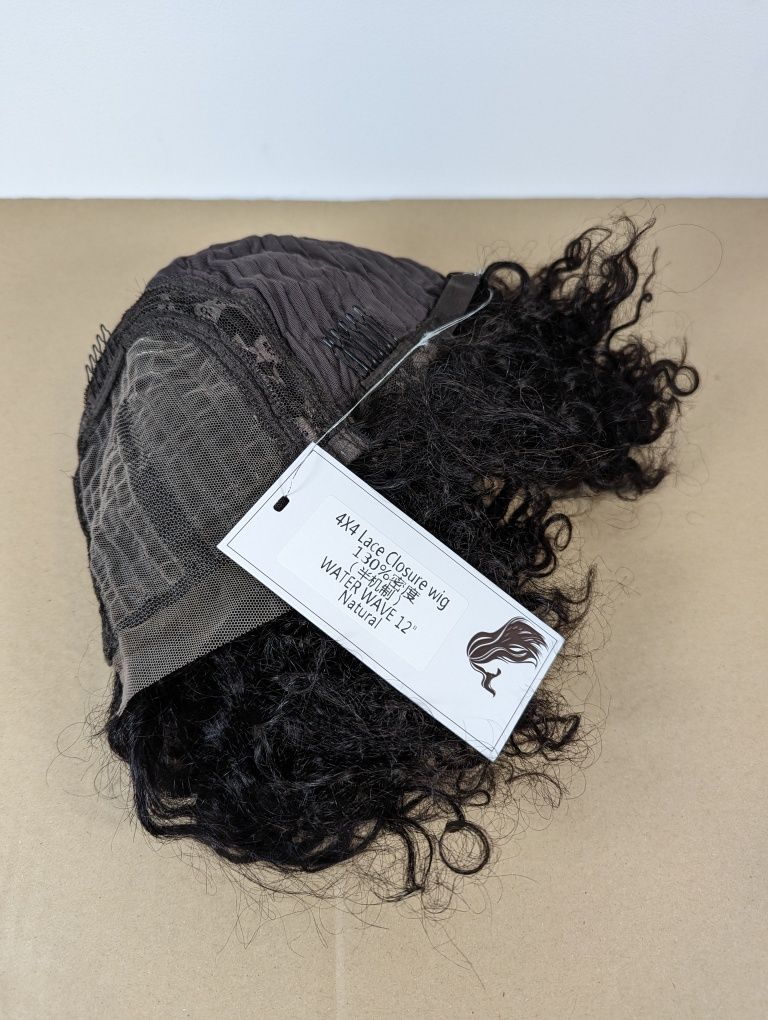 Peruka damska naturalne włosy czarne typu brazylijskiego krótkie fale