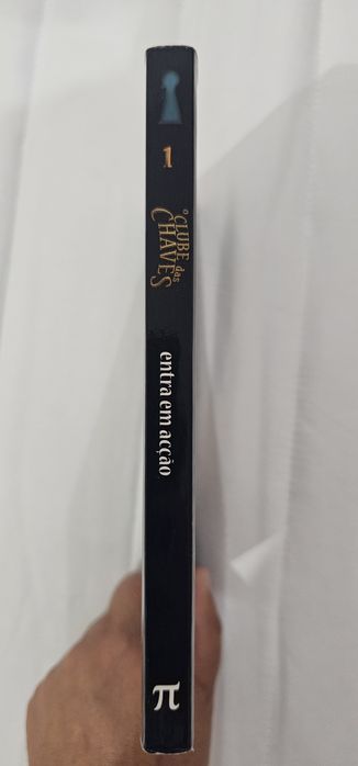 Livro clube das chaves