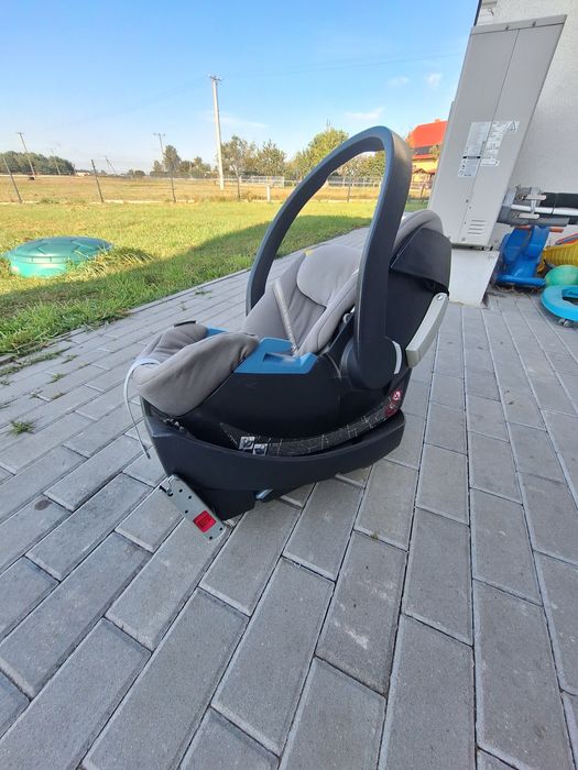 Fotelik cybex z baza isofix