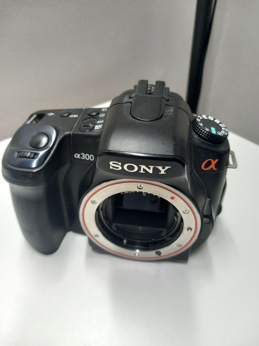 Lustrzanka Sony Alpha DSLR-300