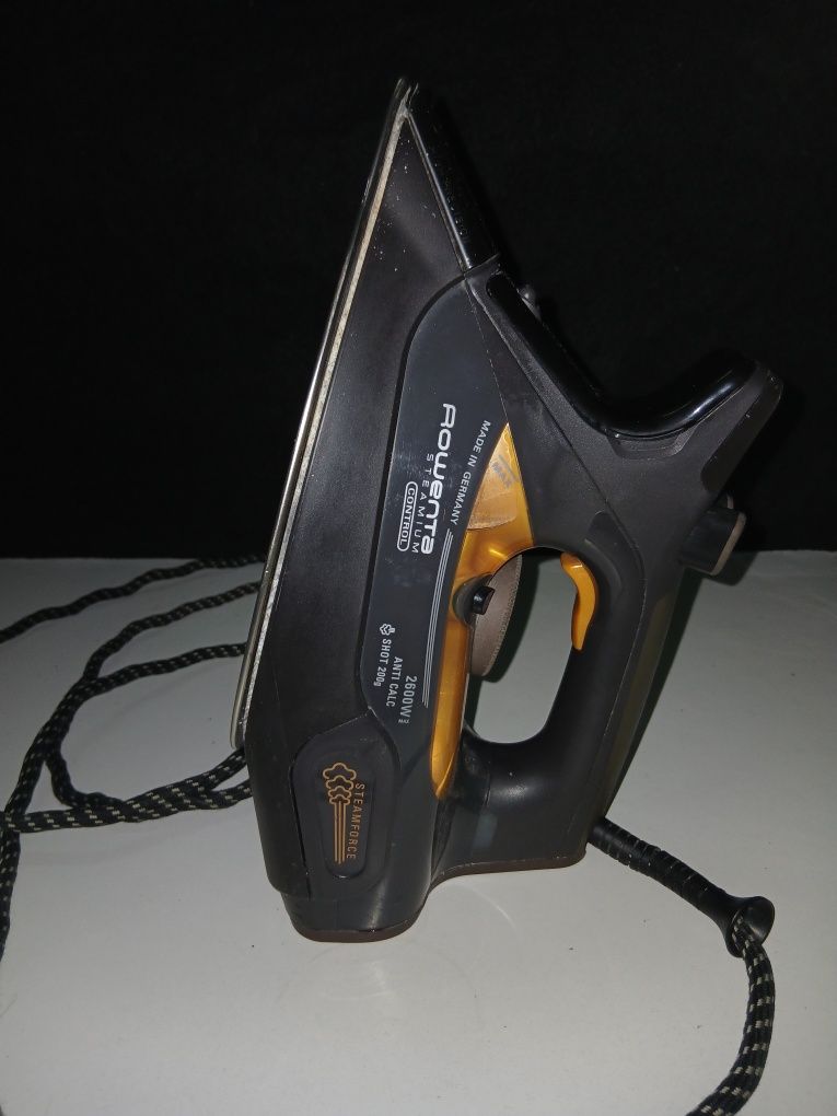 Ferro engomar Roventa