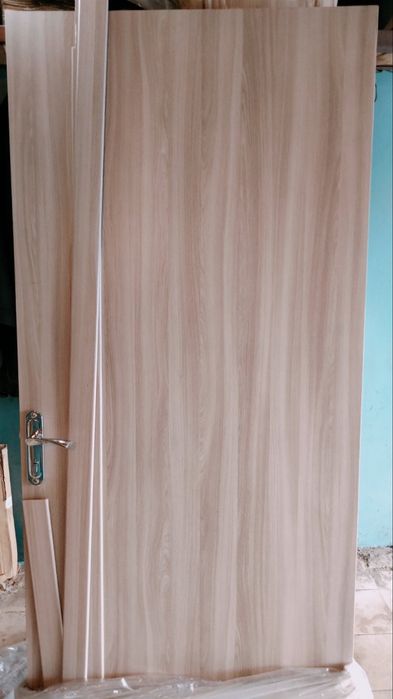 Межкомнатная дверь