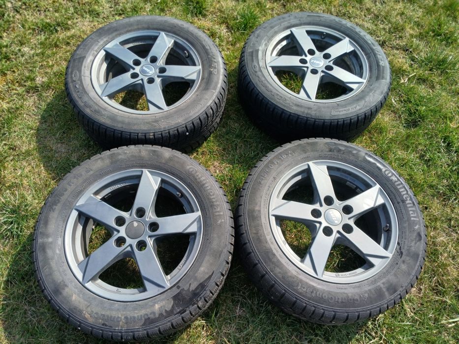Koła 215/60 R16.