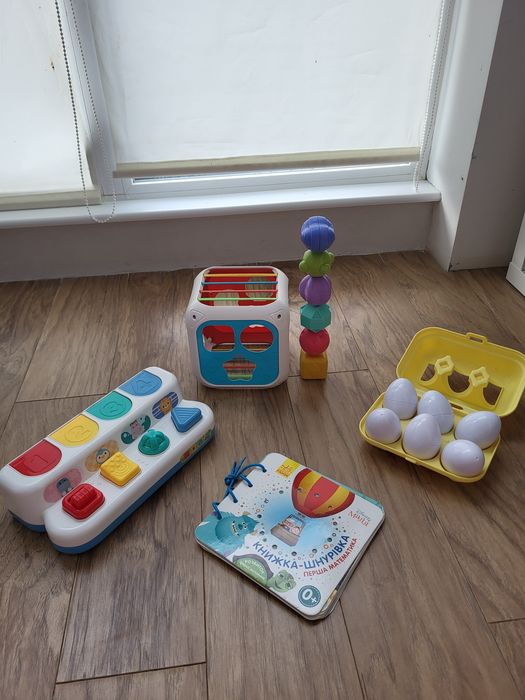 Іграшки сортери монтесорі оформлено ОЛХ