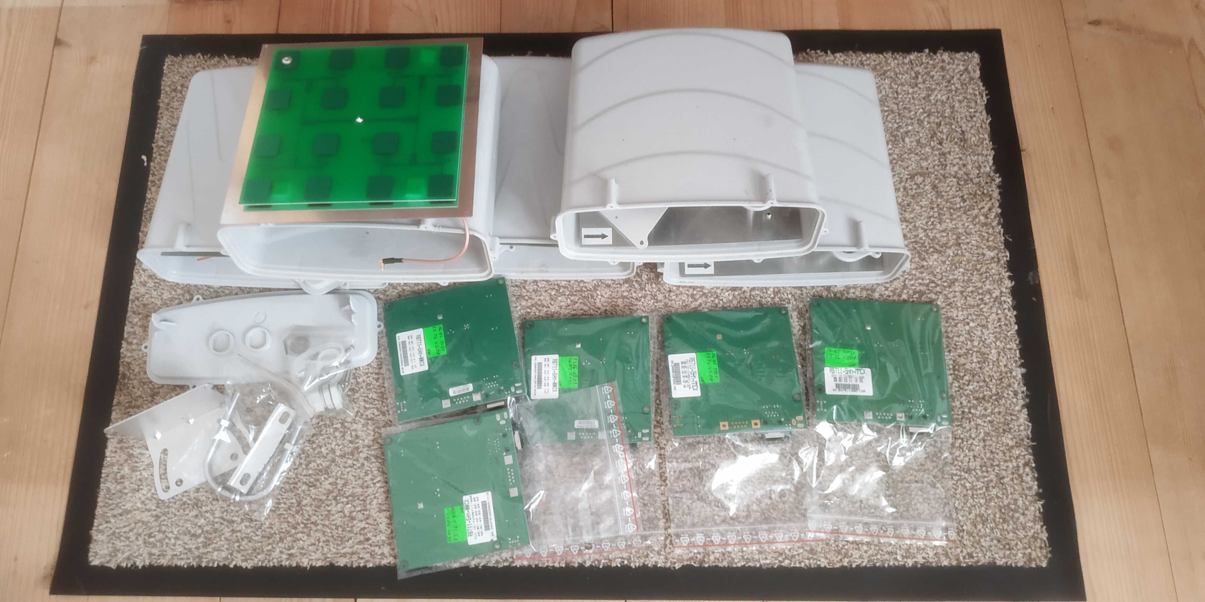 Радіоміст MikroTik RouterBoard RB711-5Hn, Антена 5,8 GHz