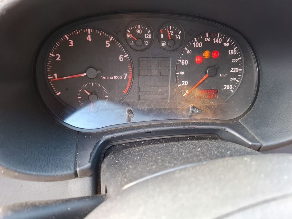 Audi a3 8L 1.6 Lpg . jeździ skręca-tanio