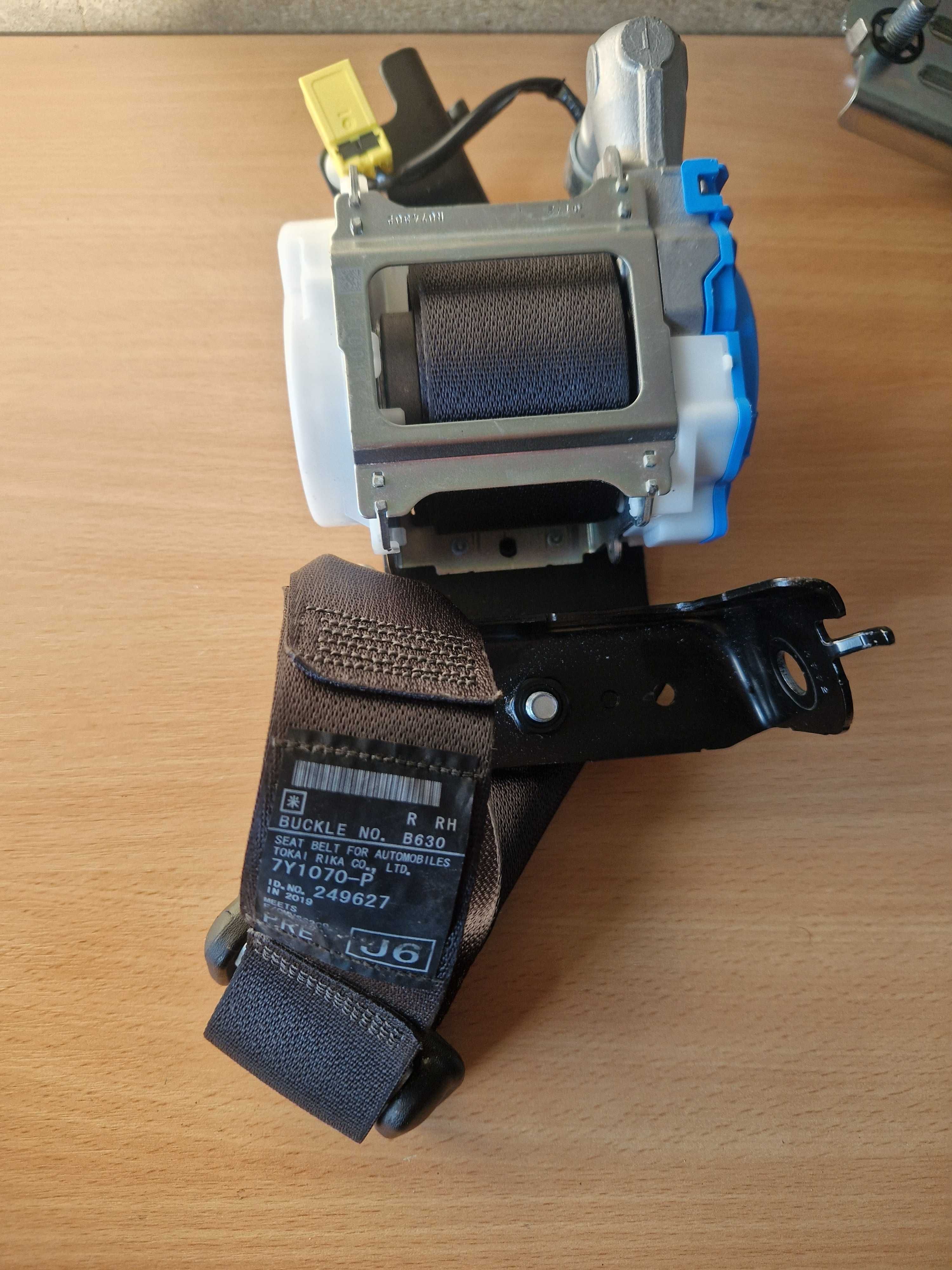 Пасок Ремінь безпеки Subaru Forester 19-24 64621SJ001VH  64660SJ021VH