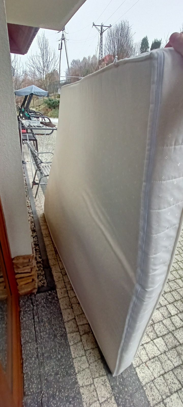 Materac 200x150 stan dobry sprężynowy dwustronny