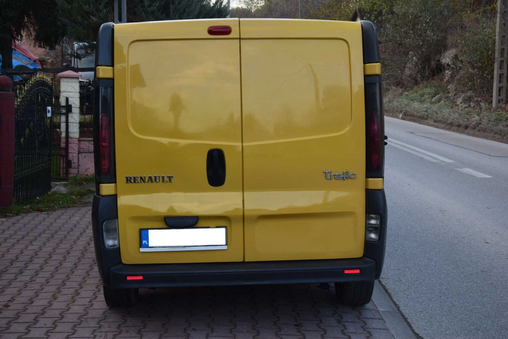 Renault TRAFIC 1.9 DTI 101.KM 6-Osobowy LONG 6-biegów Klima Vivaro
