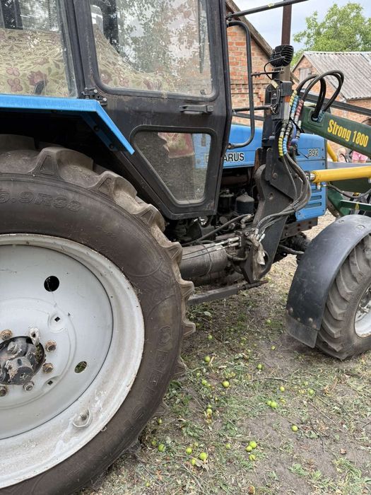 Продам трактор МТЗ 892 з куном strong 1800