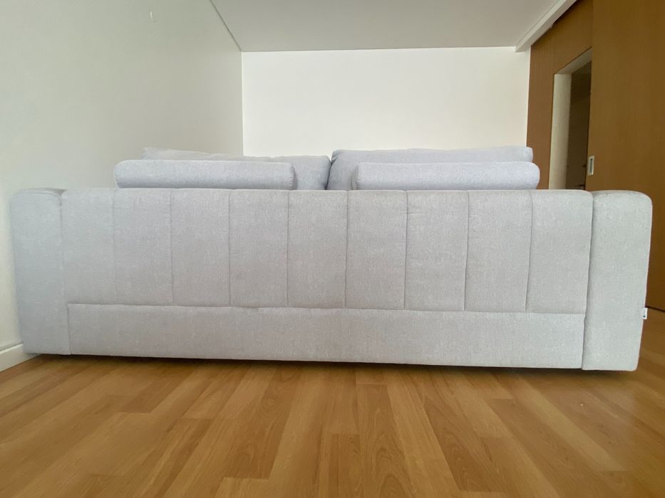 Sofá cama - igual a modelo LasKasas