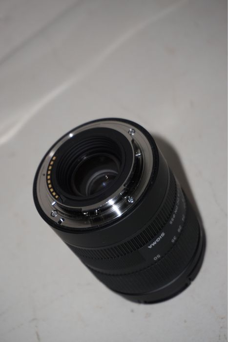 Lente Sigma 18-50mm f/2.8 Sony E mount + Cpl Filtro URTH 55mm