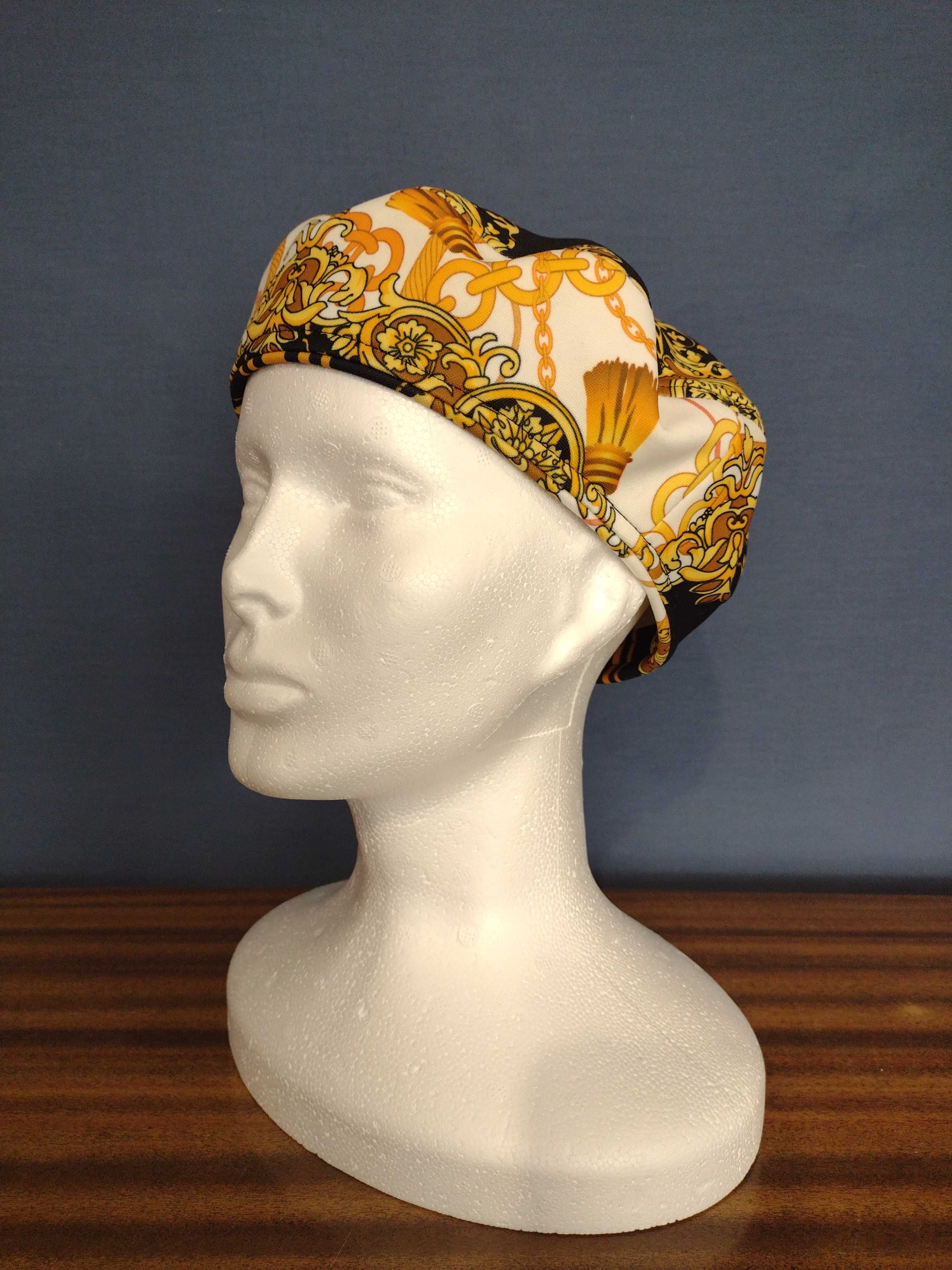 A la Versace - beret hand made