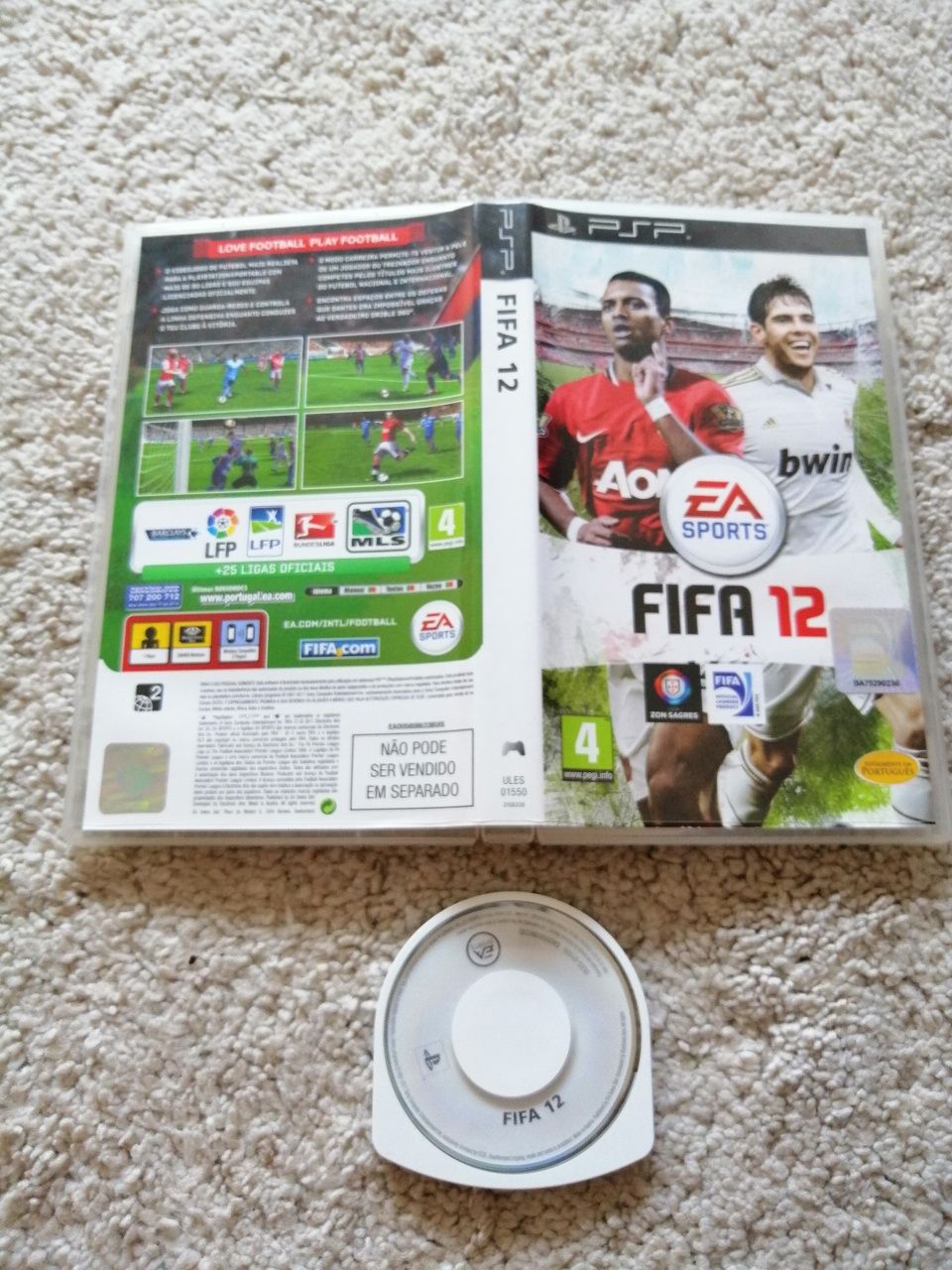 PSP + fifa 12 + carregador + cartão memoria 4G + bolsa psp + 3 capas p