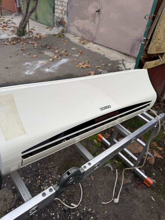 Кондиционер Delfa ADW-H12 в отличном состоянии