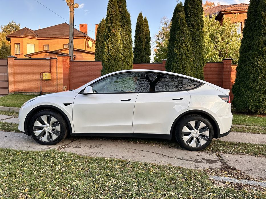 Tesla Model Y LONG RENG DUAL MOTOR Можливий обмін!
