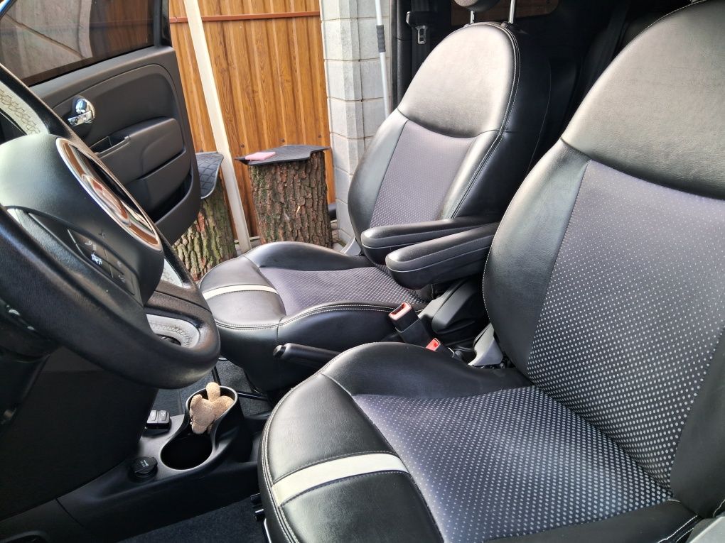 Автомобіль Fiat 500e