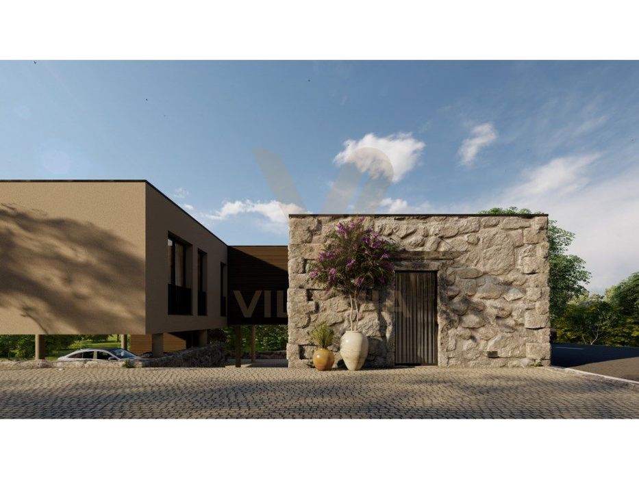 Casa para Restauro com Projeto Aprovado - Correlhã - Ponte de Lima